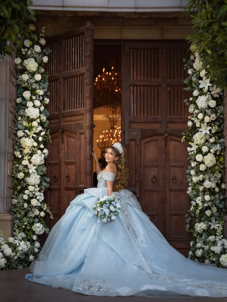 Novia en la entrada de su celebración